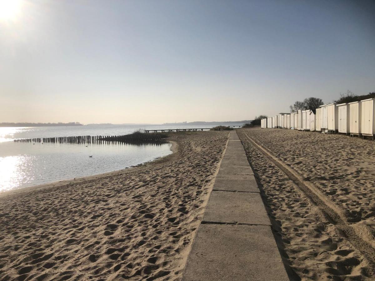 Dorpsdijk 49, Vrouwenpolder Vakantie Экстерьер фото